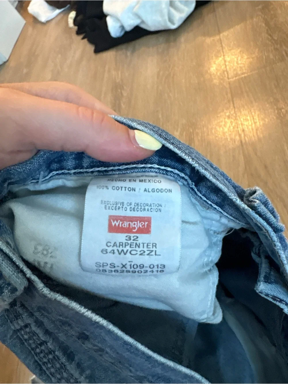Wrangler Men’s Light Blue Denim Cargo Shorts